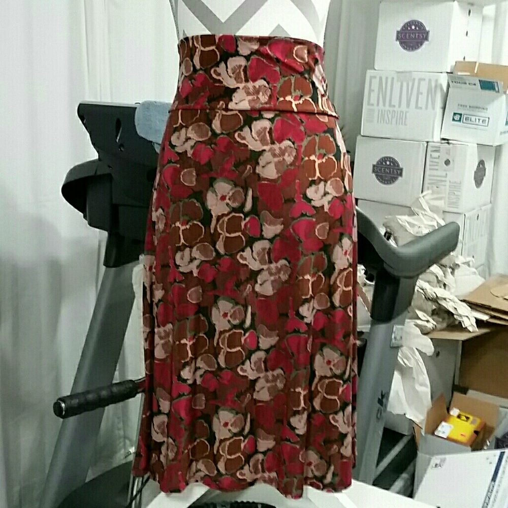 Lularoe Azure skirt 2XL BNWT